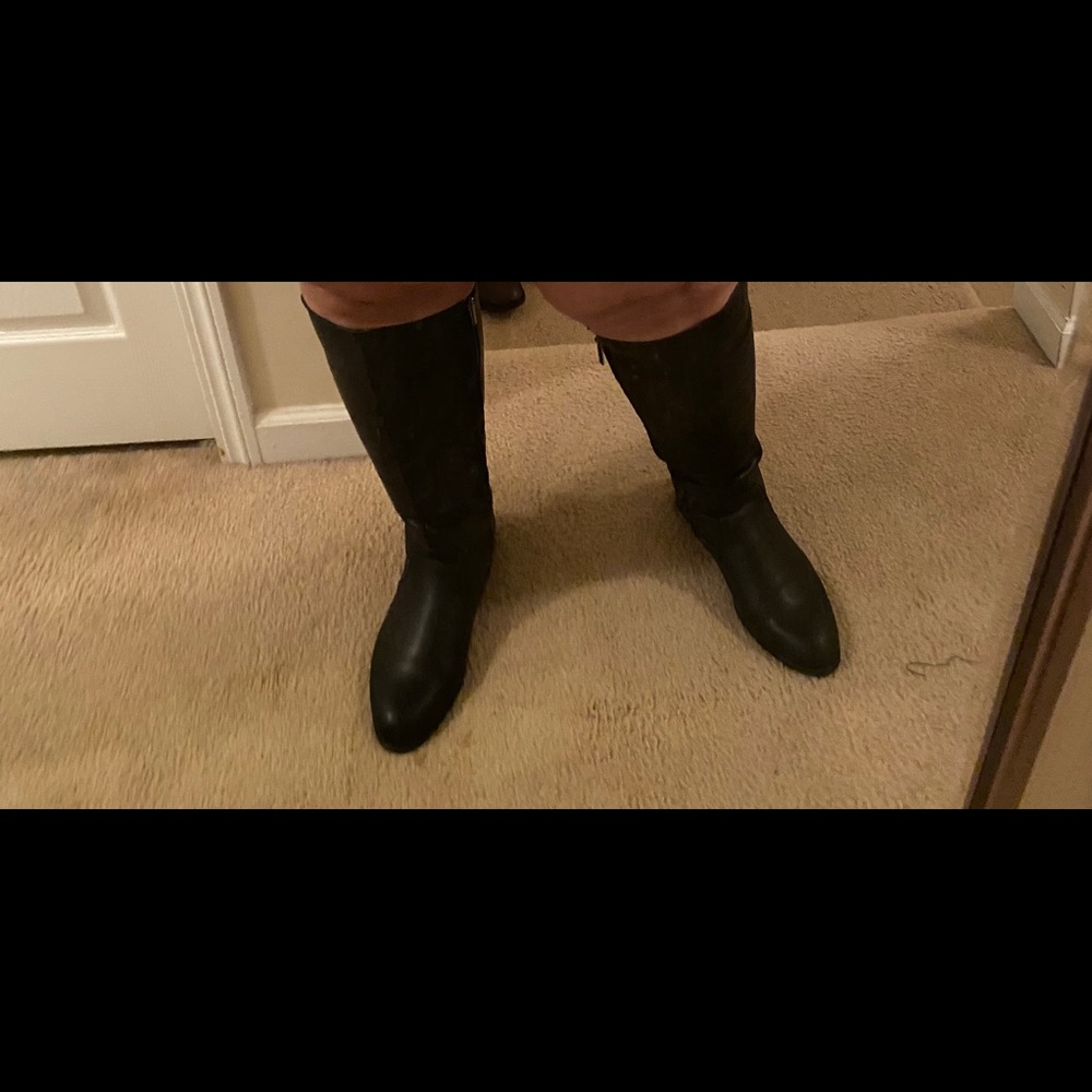 BUNDLE!!!!!! 2 pair of leather winter boots!!!